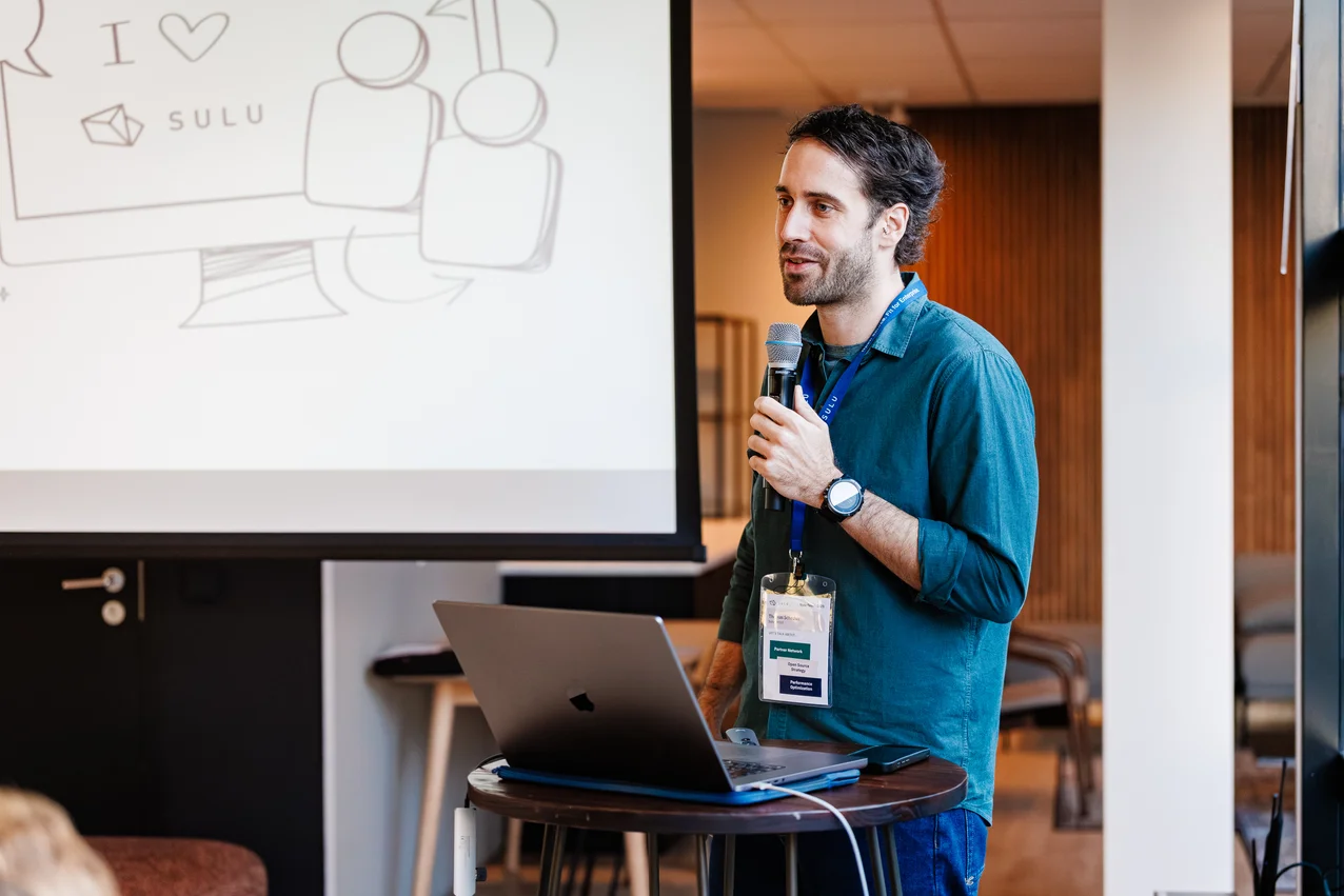 20251126-RubenPhilipse-Sulu-Touch-2025-HR-25 20251126-RubenPhilipse-Sulu-Touch-2025-HR-25